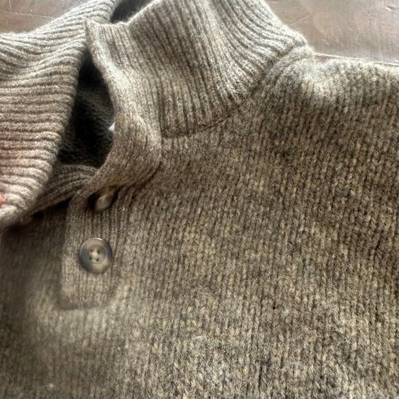 L.L. Bean Lambswool Pullover Sweater Mens Tagged Large Fits Like Medium Brown - Picture 12 of 13